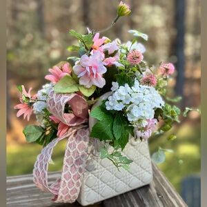 Elegant Floral Arrangement in White Quilted Vase